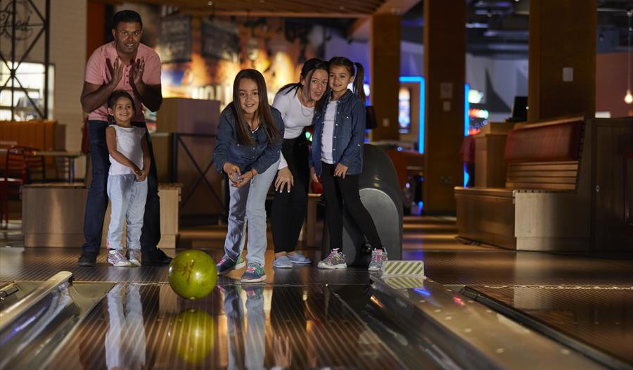 Entertainment on short breaks in Torquay - AMF bowling